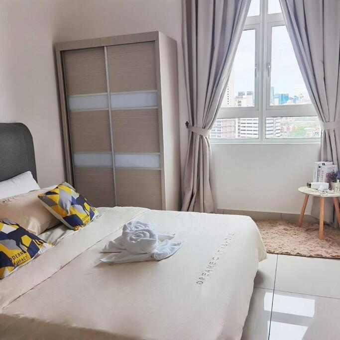 Titiwangsa 6px Near Monorail Pwtc Infinity Pool Apartment *